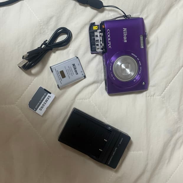 니콘 쿨픽스 s3300