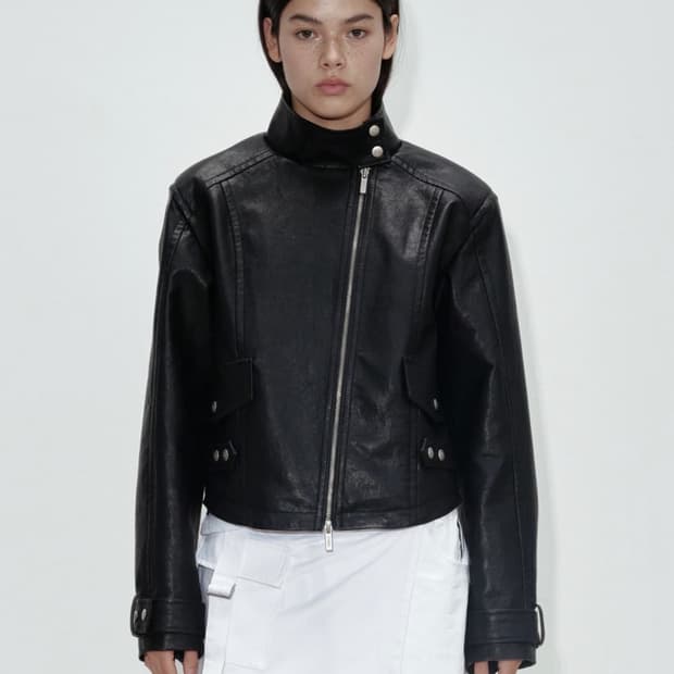 LEATHER ZIPPER JACKET / BLACK