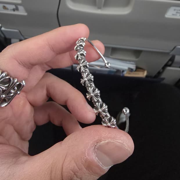 크롬하츠 스키니 뱅글