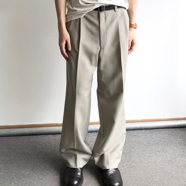 GIVENCHY