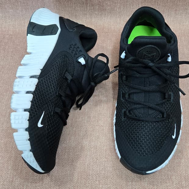 나이키 250mm-  남 녀 프리 메트콘 블랙 운동화