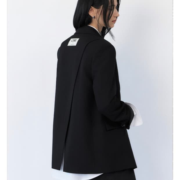 시티브리즈 루즈핏 사선 자켓
