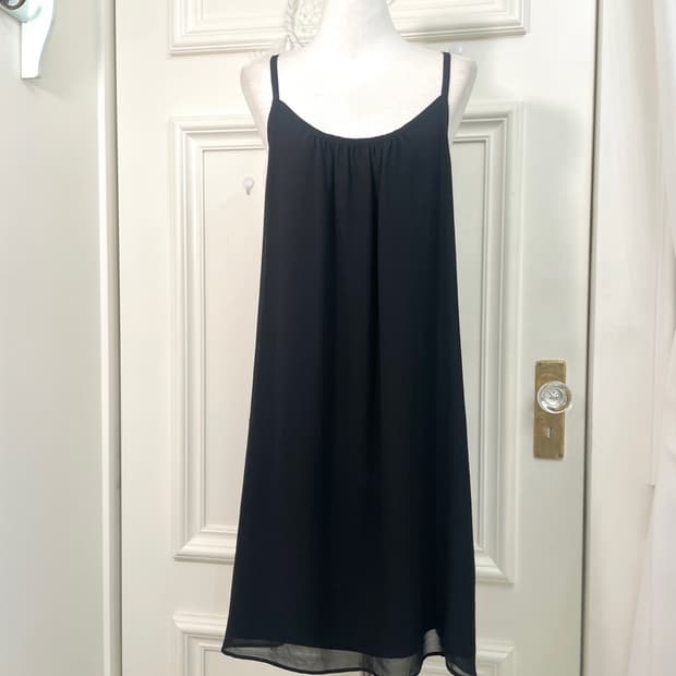 black shirring point back back bow opc