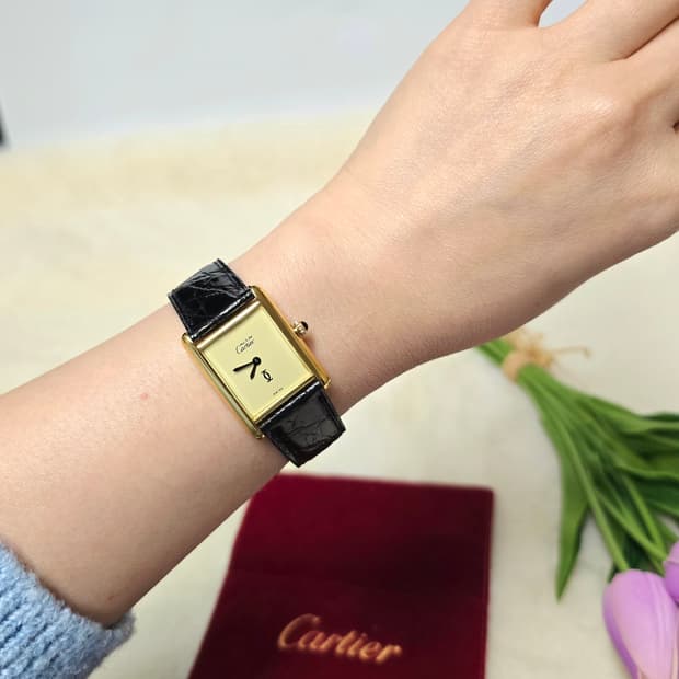 까르띠에탱크머스트 L사이즈