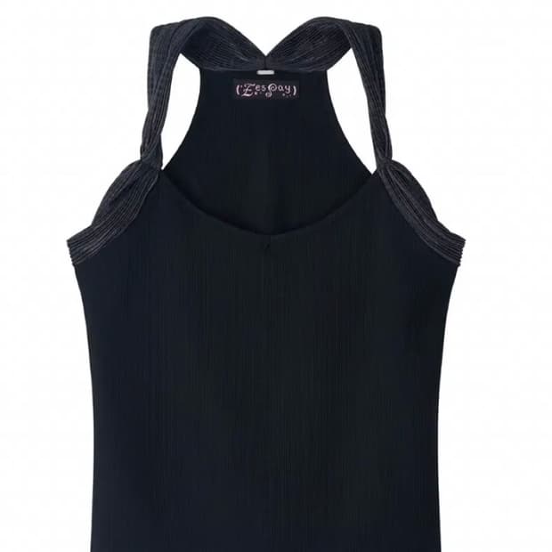 에세이 eessay CHU sleeveless top (블랙)