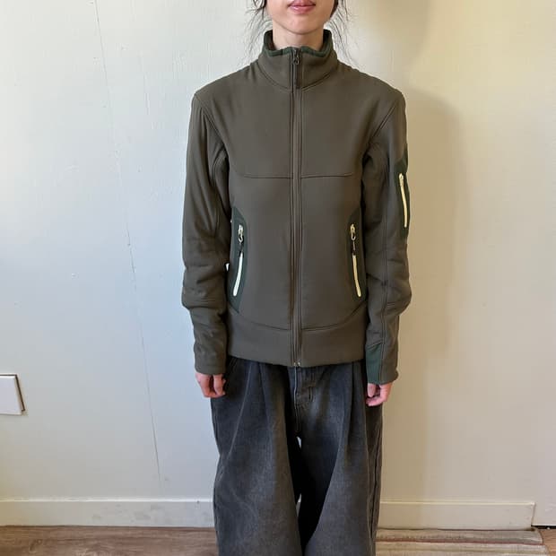 아크테릭스 폴라텍 폴리스 자켓