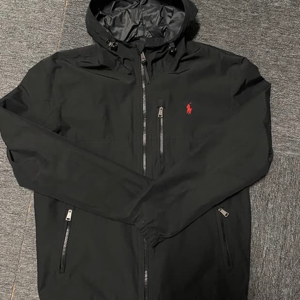 폴로 랄프로렌 최신형QR택 소프 바람막이 자켓 블랙 S