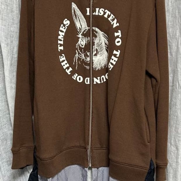 Sue UNDERCOVER 스웨트셔츠