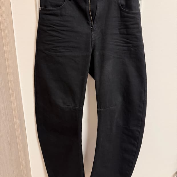 쿠어 딥커브드 데님