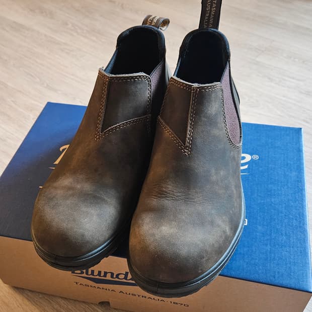 블런드스톤 슬립온부츠 러스틱브라운 AU6(250~255)(1번 착용)