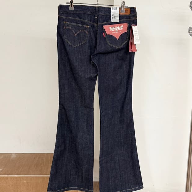 리바이스 레드탭 부츠컷 팬츠 