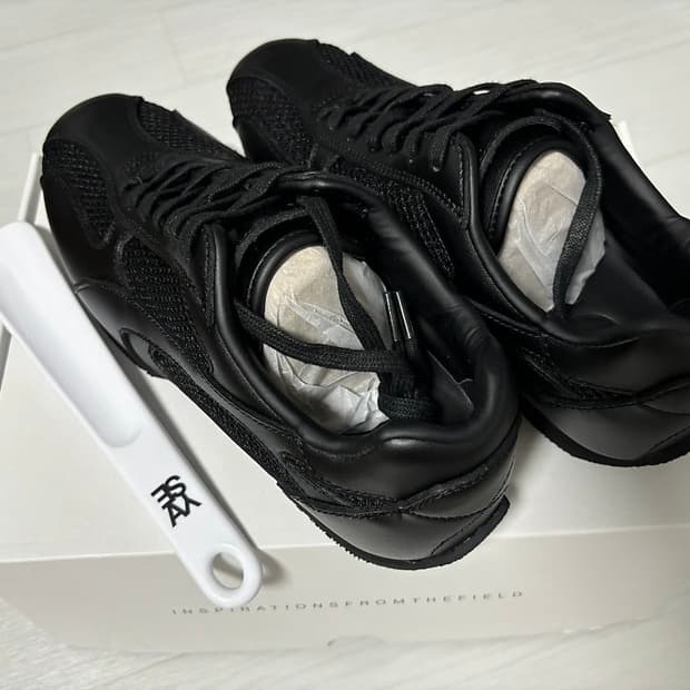 야세 스파이더 레더 스니커즈 블랙 240