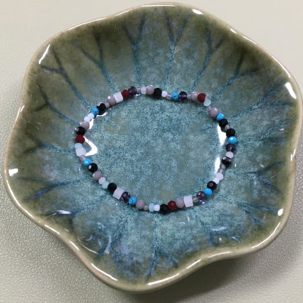 원석 비즈 목걸이