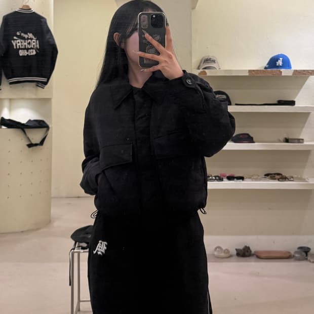 인사일런스 나일론 누빔 크롭 자켓 U736