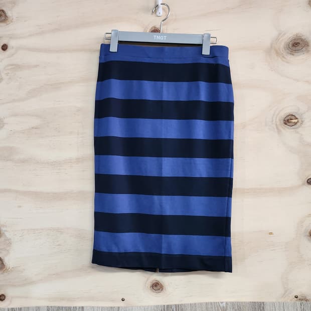 1170) 유니클로 스트라이프 미디 밴딩 스커트