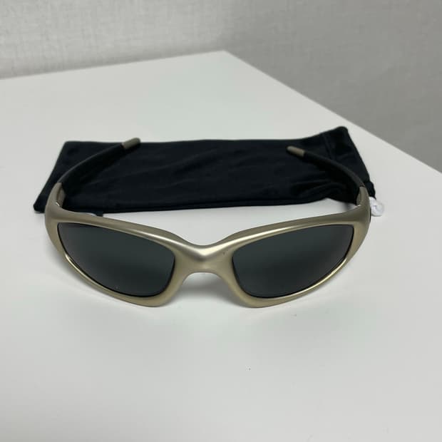 오클리 뉴 스트레이트 자켓 