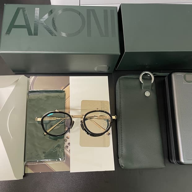 아코니 안경 인피니티 투브릿지 콤비테 블랙골드