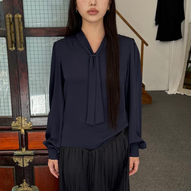 메종 마르지엘라 SS18 스카프 타이 실크 블라우스