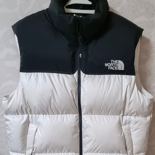 노스페이스 눕시 패딩 조끼 크림