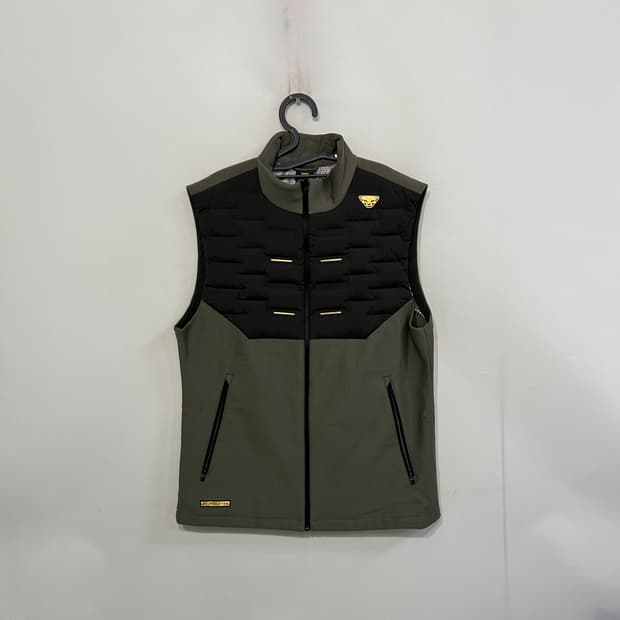 다이나핏 남성 슬림다운 베스트 105