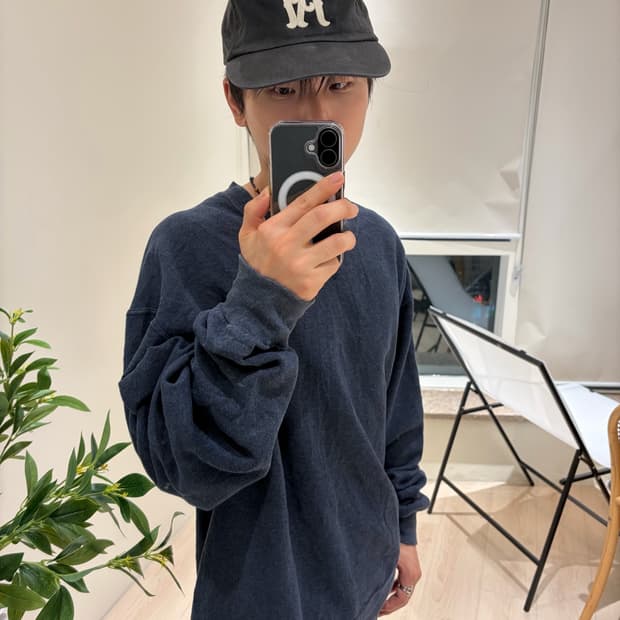 Russell Athletic V-Gusset Sweatshirt