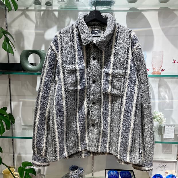 스투시 sherpa shirt jacket