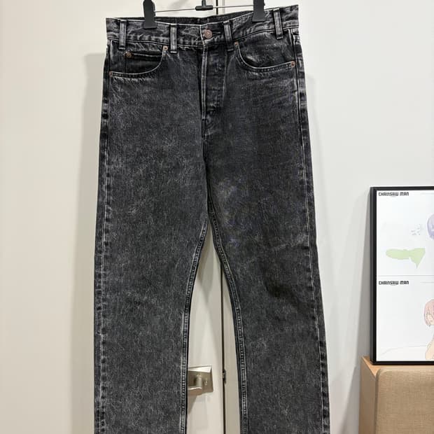 셀린느 21FW 애시드 워시 커트진