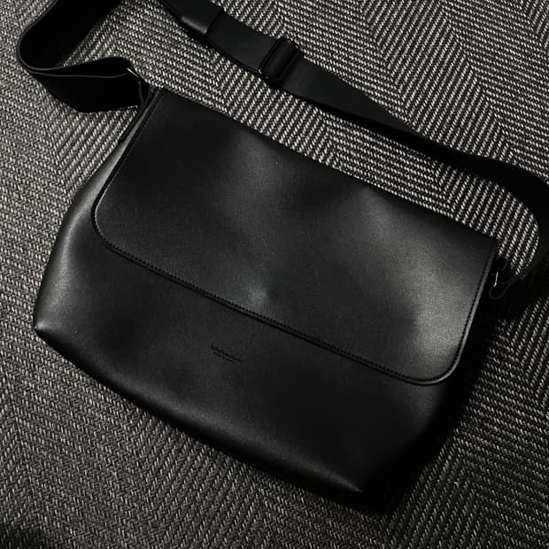 LAFUDGE STORE 라퍼지스토어 크로스백