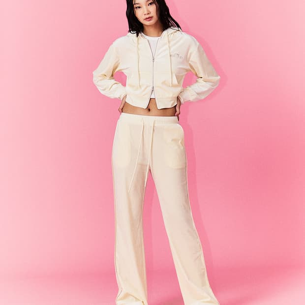 오디너리 홀리데이 헬로키티 콜라보 트레이닝 벨벳 팬츠