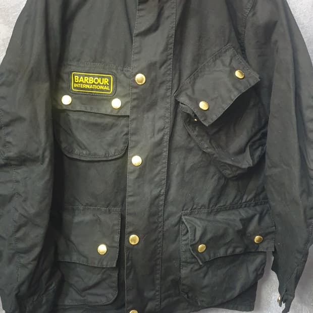 바버 인터내셔널 블랙 왁스 자켓100