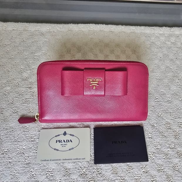 [중고/정품] 프라다 사피아노 피오코 지퍼 장지갑 피오니아 (핑크)