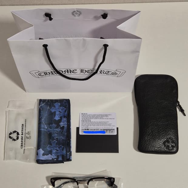 크롬하츠 보낸노이슈어1 블랙/실버 (신품)