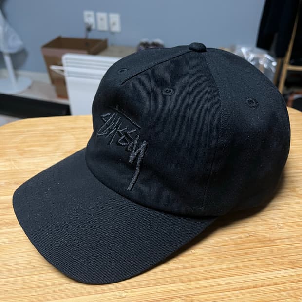 [OS]스투시 볼캡 스냅백 블랙