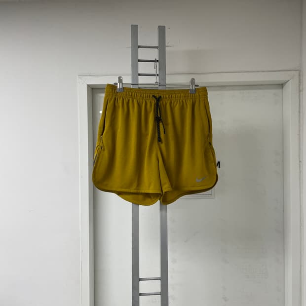 나이키 드라이핏 반바지 M(W) 