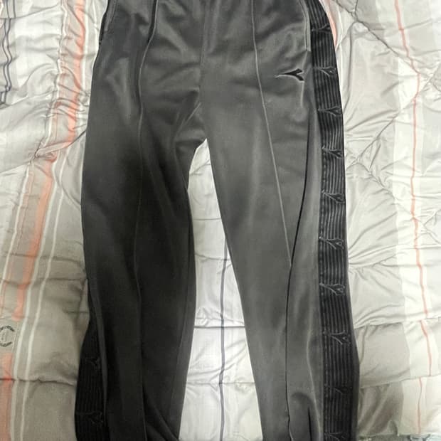 디아도라 사이드라인 트랙팬츠 차콜 xs