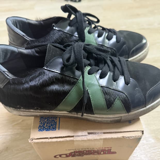 렉켄 송치가죽 스니커즈 280사이즈