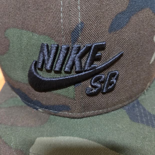 나이키 SB 카모 스냅백