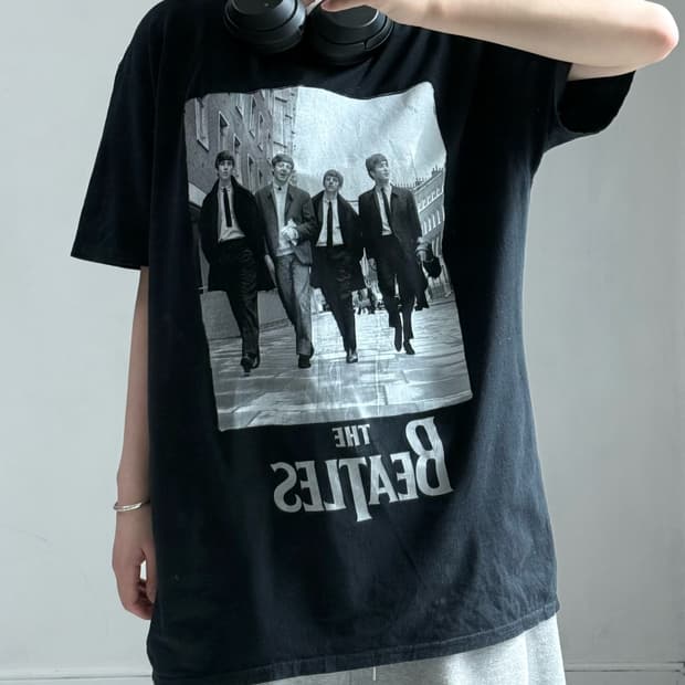 비틀즈 공식 그래픽 반팔티