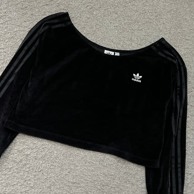 [우먼95] 아디다스 벨벳 오프숄더