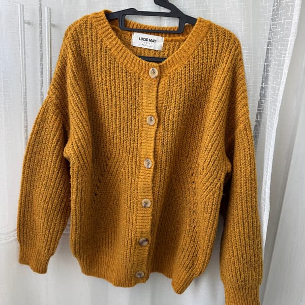 멜란지 머스타드 낙낙핏 니트가디건