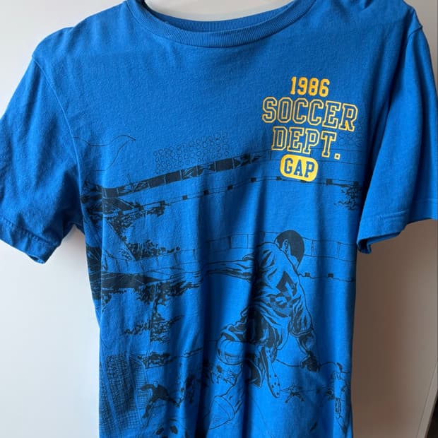 Old Gap soccer tshirts