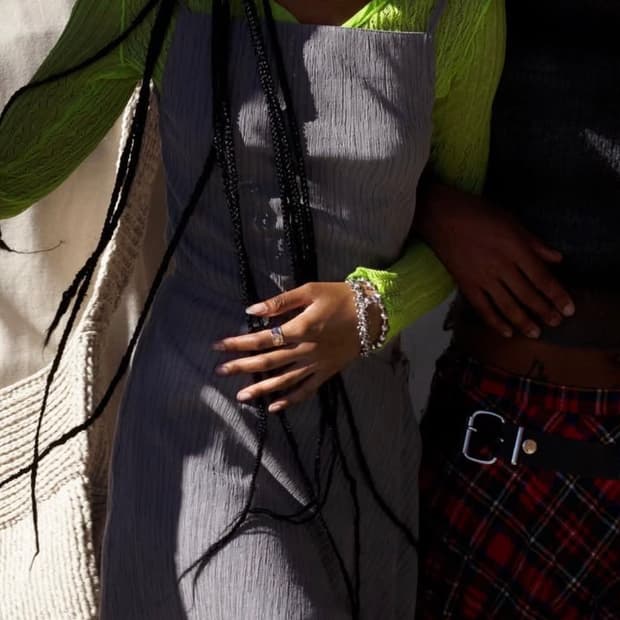 PERVERZE 퍼버즈 랩 미니 원피스