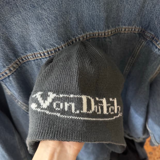 Von Dutch 비니