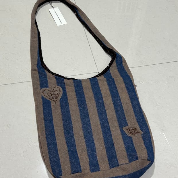 *새상품* 스컬프터 테리 호보백 / 정가 88,000