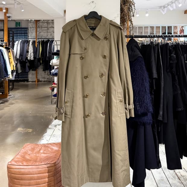버버리 카키 더블 브레스트 클래식 트렌치코트