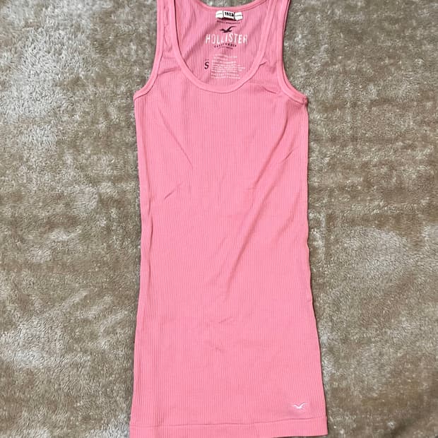 홀리스터 y2k 딱붙 나시 슬리브리스