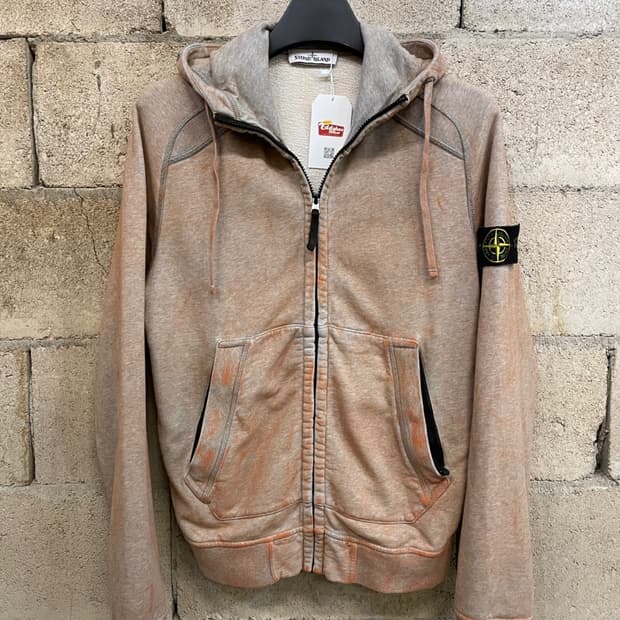 스톤 아일랜드 피그먼트 다이드 후드집업 