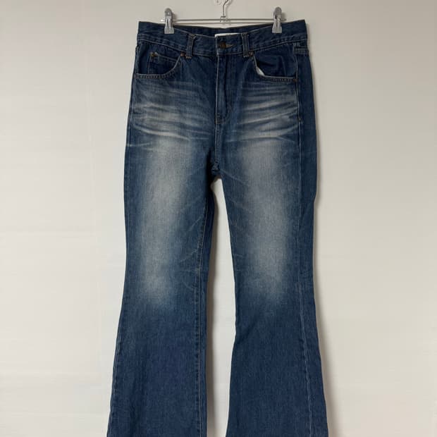 46-31/34) 엘무드 잔느 플레어 데님 부츠컷