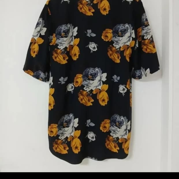 Theory 실크 100%플라워 반팔 블라우스55-66