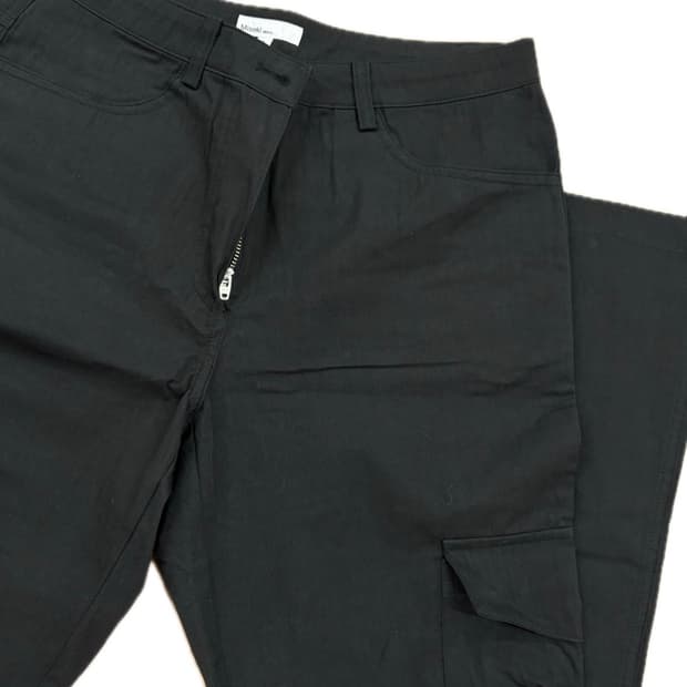 Pocket cargo bootscut pants